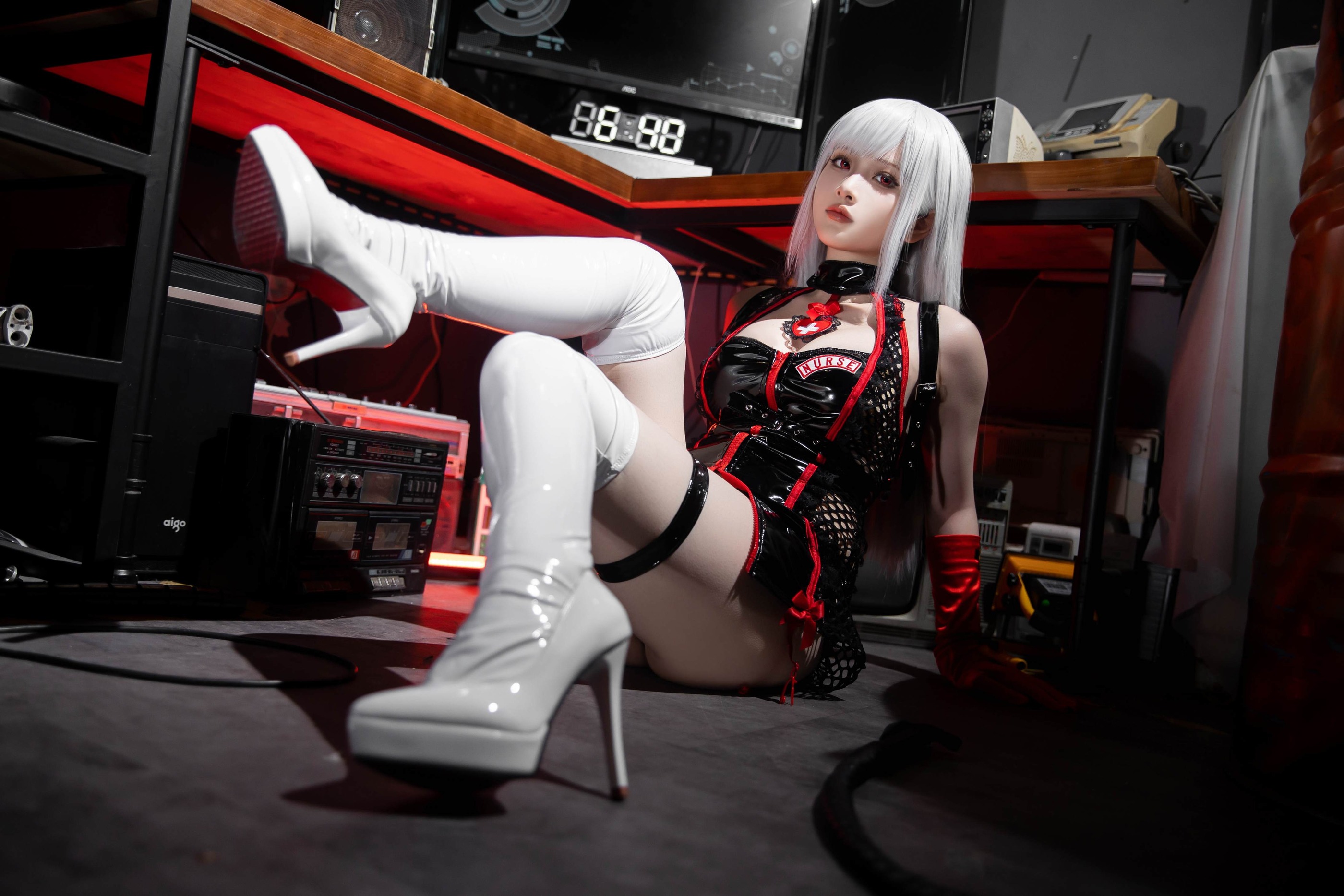 图片[1]-屿鱼 – NO.019 暗黑护士[21P]-XikXak